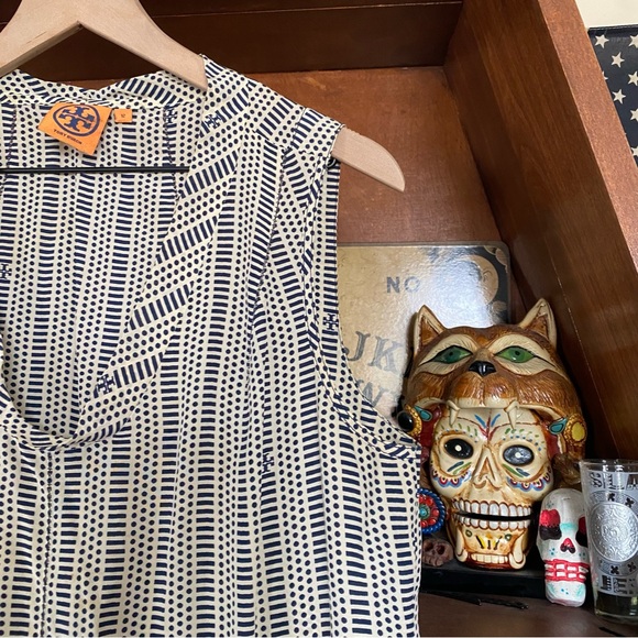 Tory Burch Tops - Tory Burch Navy and White Sleeveless Top